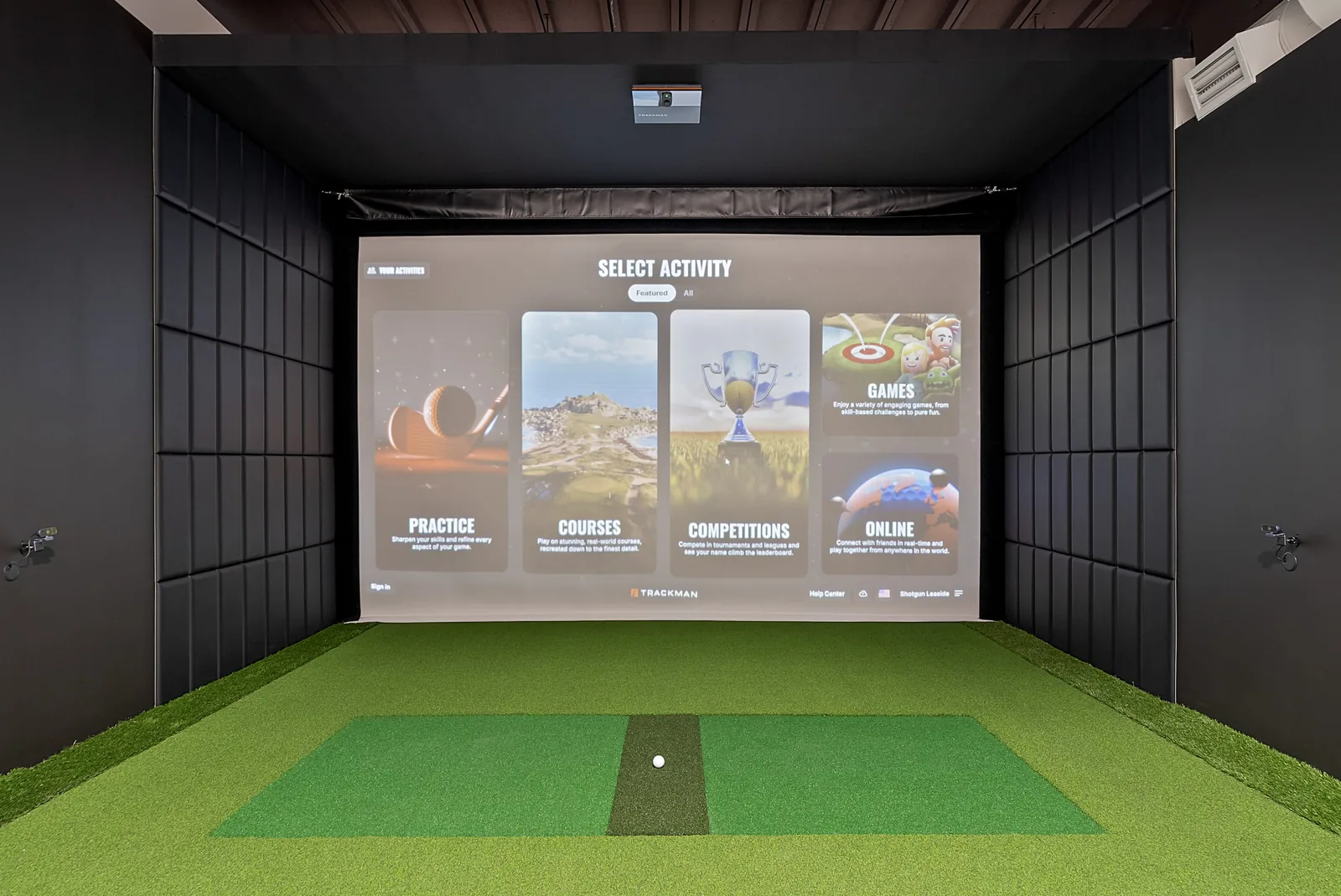 A Shotgun Golf bay in Leaside set up for a practice session