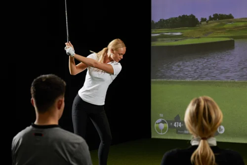 Affordable indoor golf rates and flexible memberships in Toronto with private bays, club rentals, and 24/7 access.